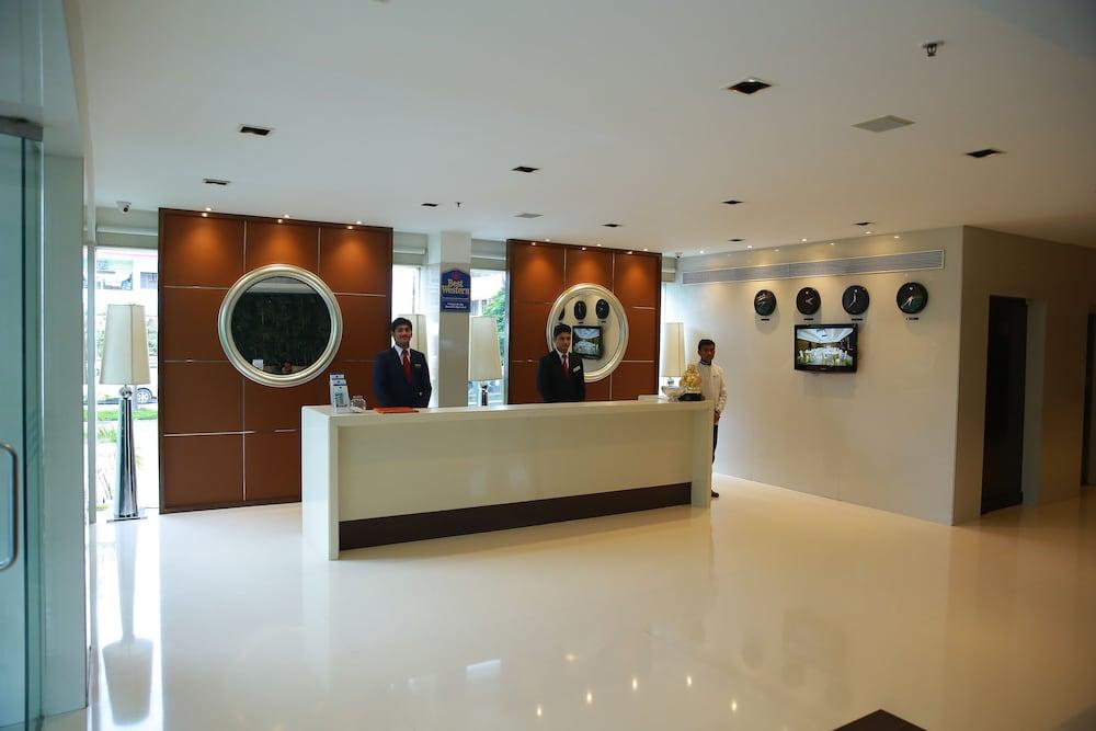 Best Western Jubilee Ridge Hyderabad Exterior foto