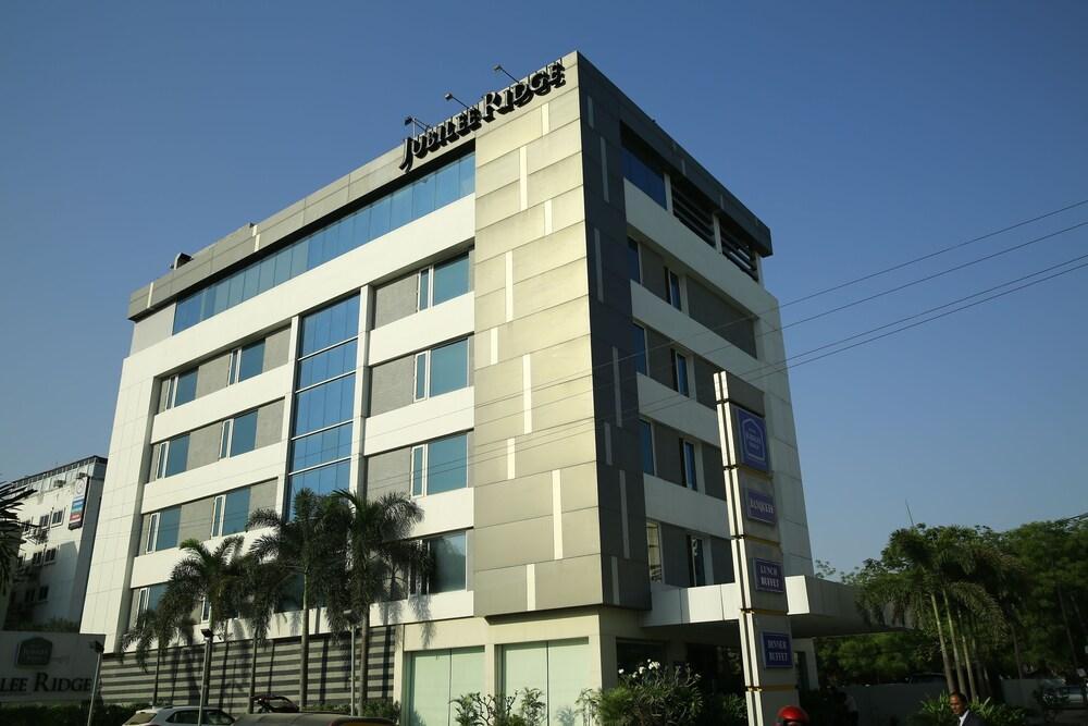Best Western Jubilee Ridge Hyderabad Exterior foto