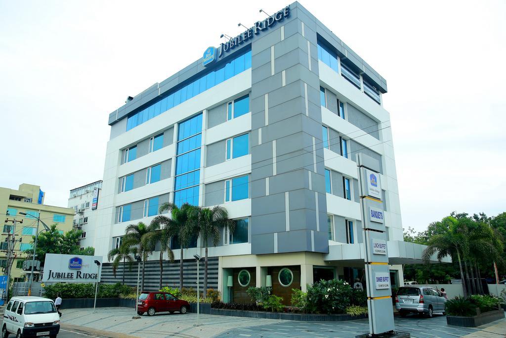 Best Western Jubilee Ridge Hyderabad Exterior foto